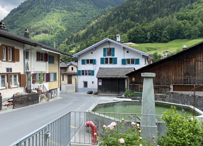 Revier beim Dorfbrunnen